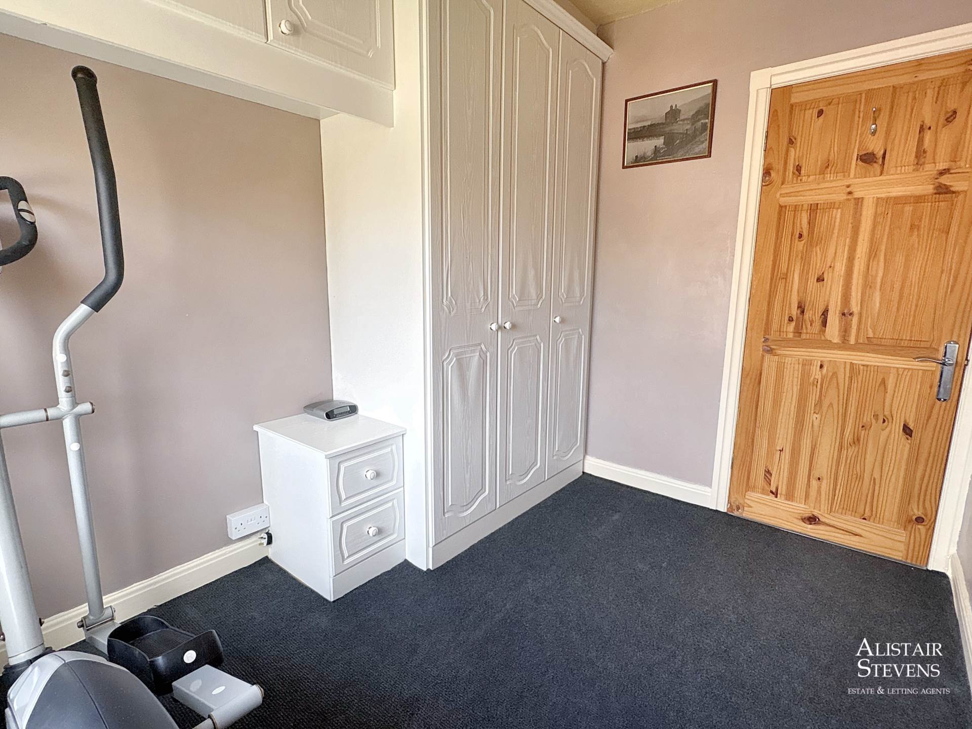Ripponden Road, Oldham, Image 17