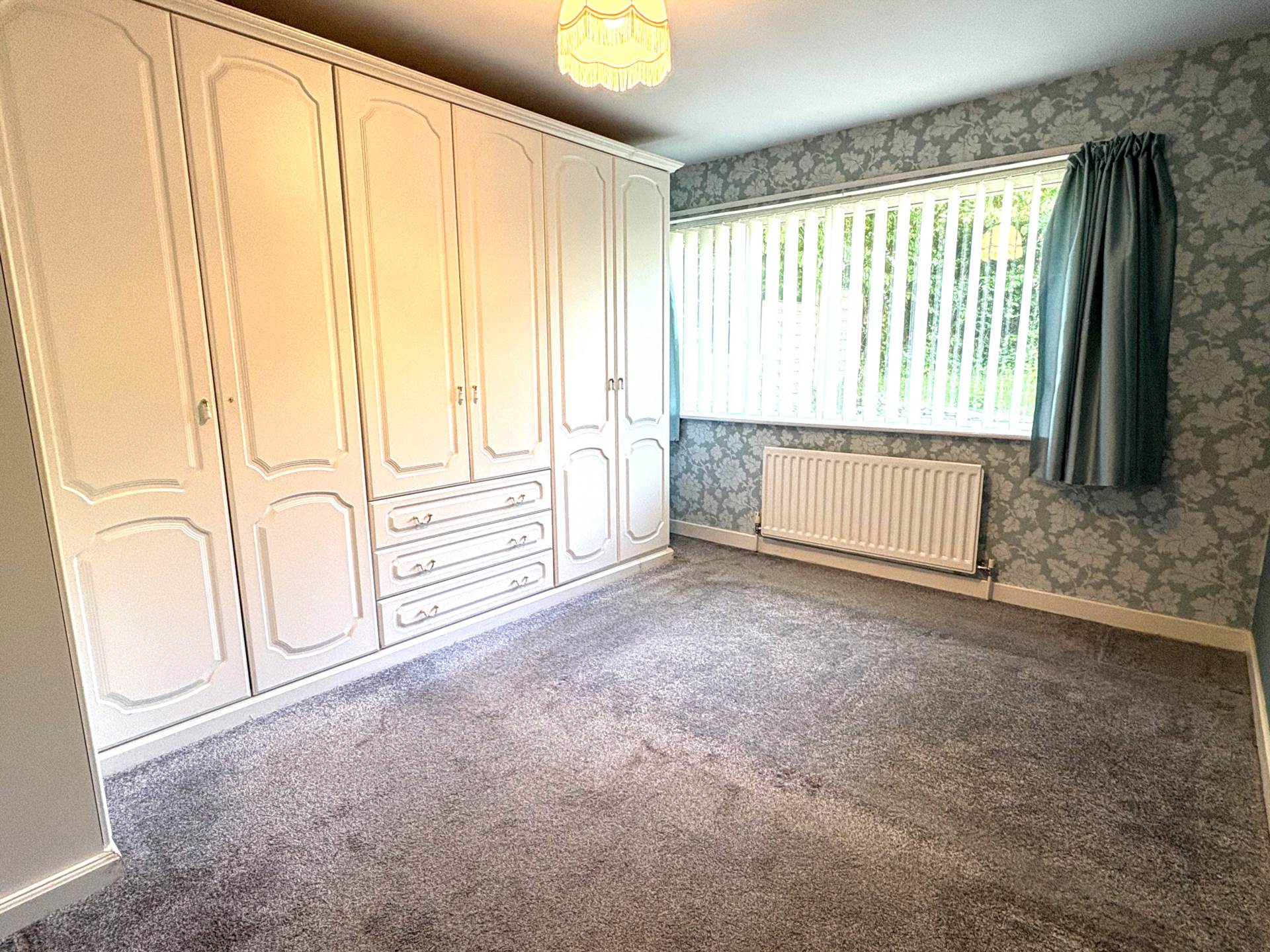 Harewood Drive, Royton, Image 6