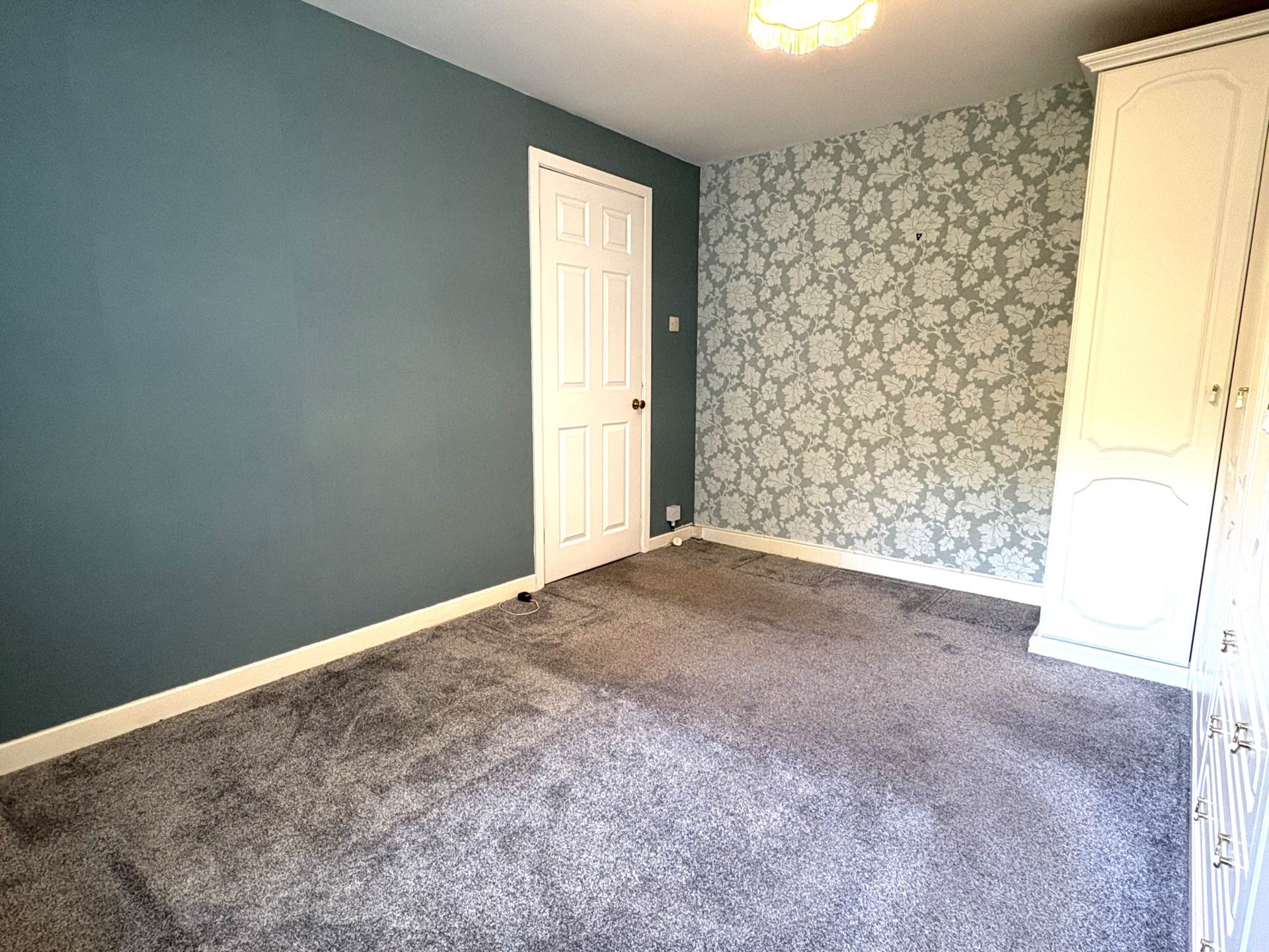 Harewood Drive, Royton, Image 7