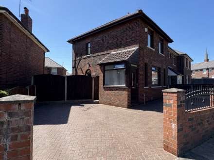 Hall Street, Royton, Image 17