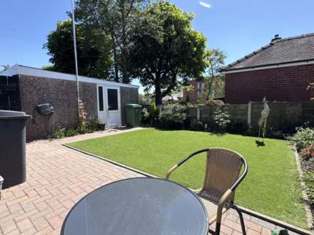 Highlands Road, High Crompton, Image 15