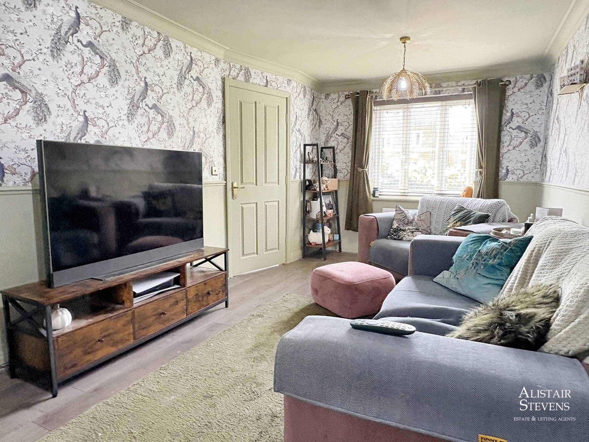 Windmill Close, Royton, Image 4