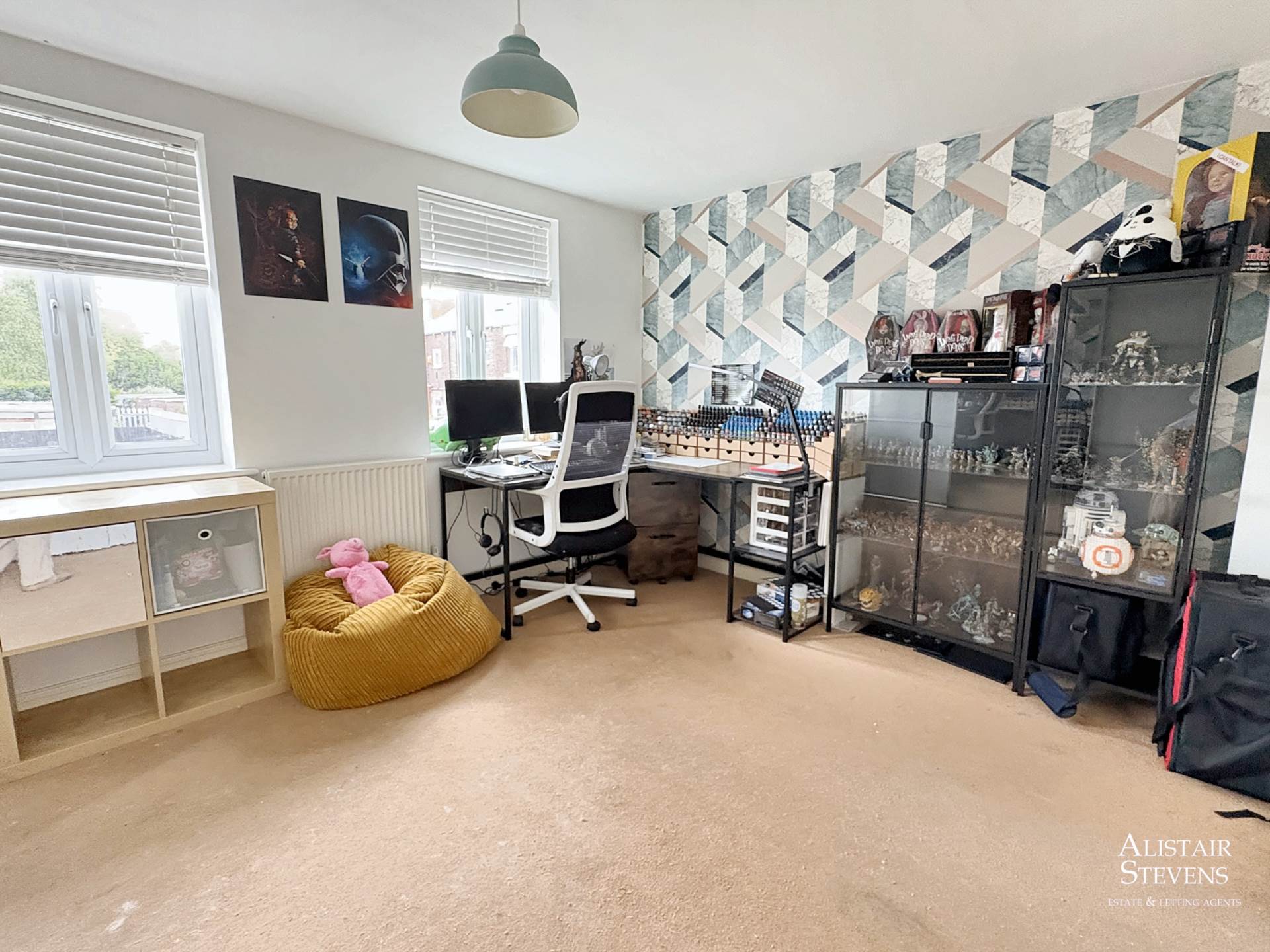 Windmill Close, Royton, Image 7