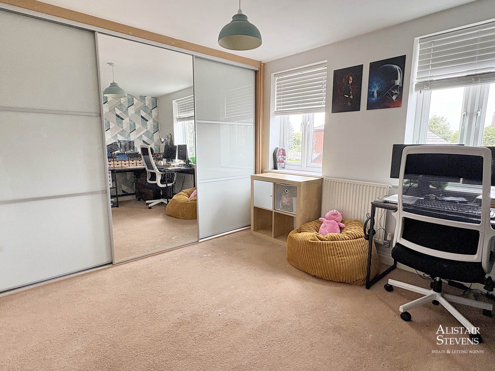 Windmill Close, Royton, Image 8