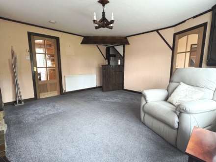 Wetherby Drive, Royton, Image 4