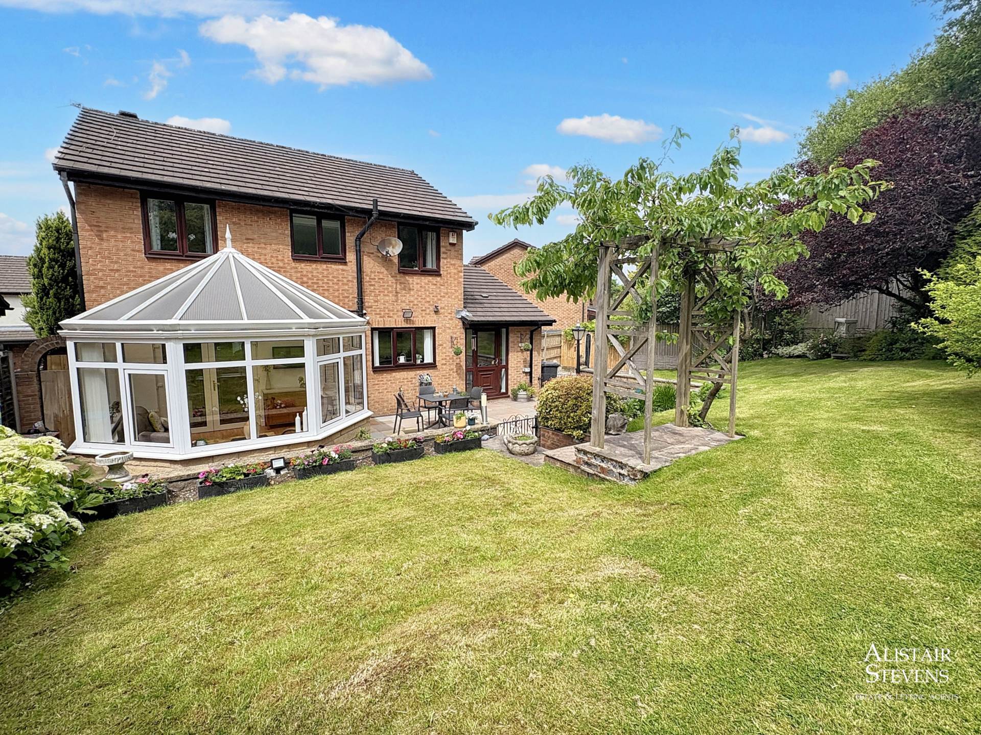 Highfield Drive, Royton, Oldham, Image 25