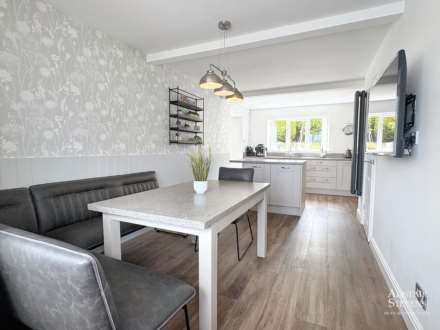 Highfield Drive, Royton, Oldham, Image 3