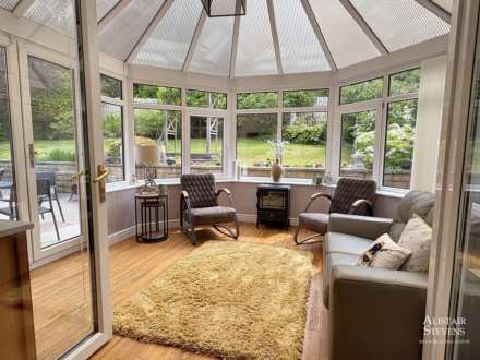 Highfield Drive, Royton, Oldham, Image 6