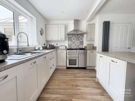 Highfield Drive, Royton, Oldham, Image 9