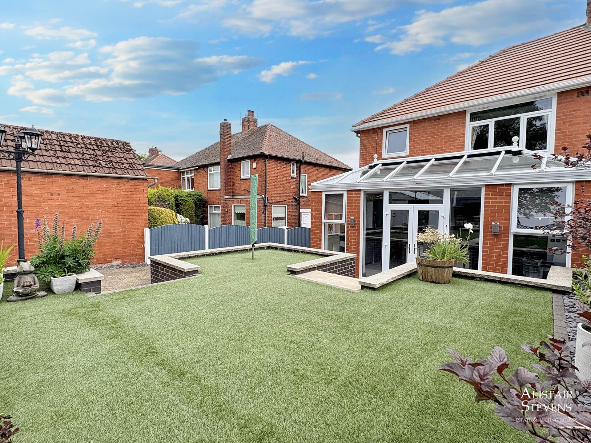 Edward Road, Shaw, Image 19
