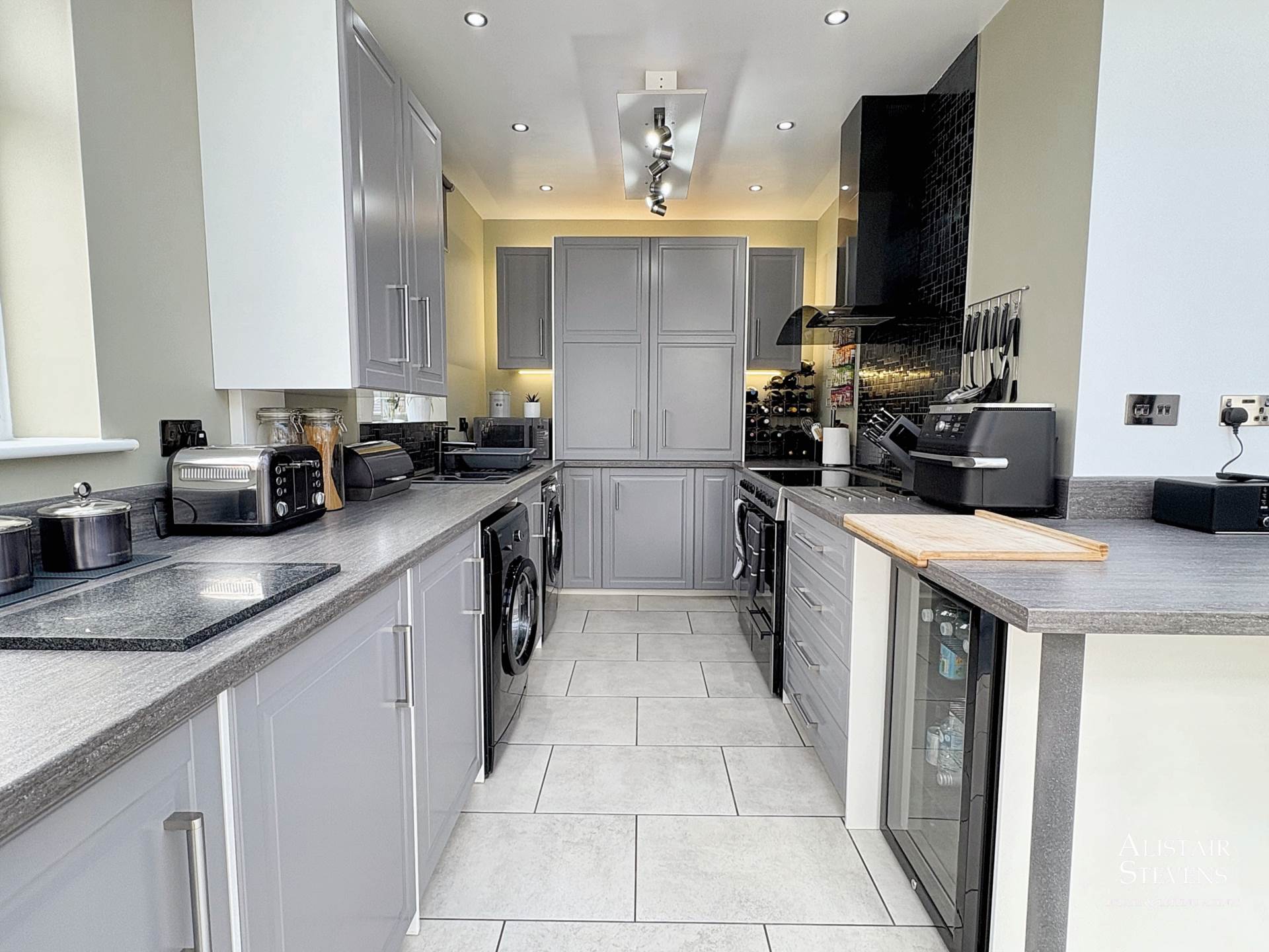 Edward Road, Shaw, Image 8