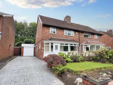 Laurel Avenue, Chadderton