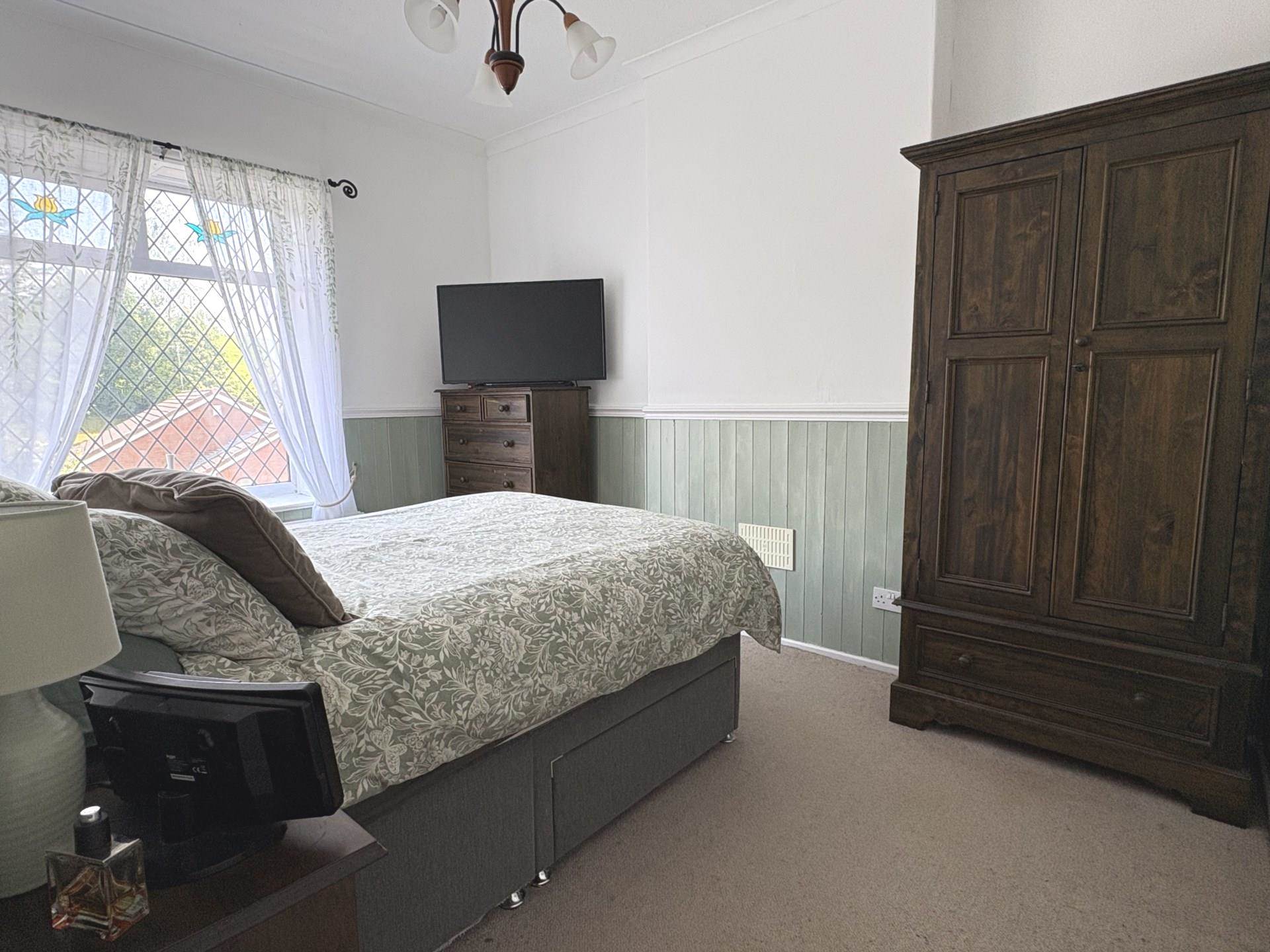 Rochdale Road, Royton, Image 10