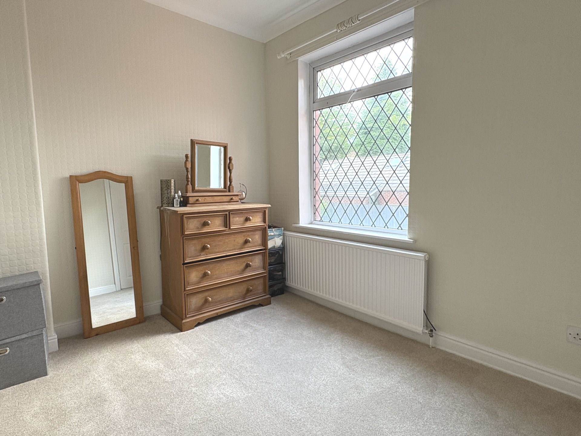 Rochdale Road, Royton, Image 12