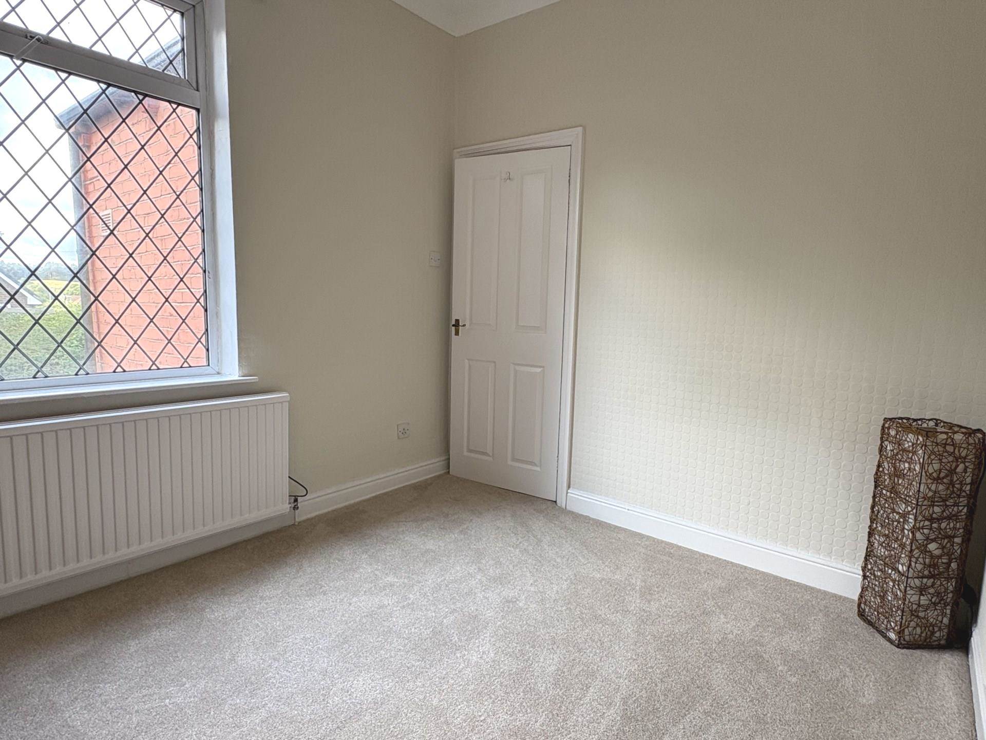 Rochdale Road, Royton, Image 13