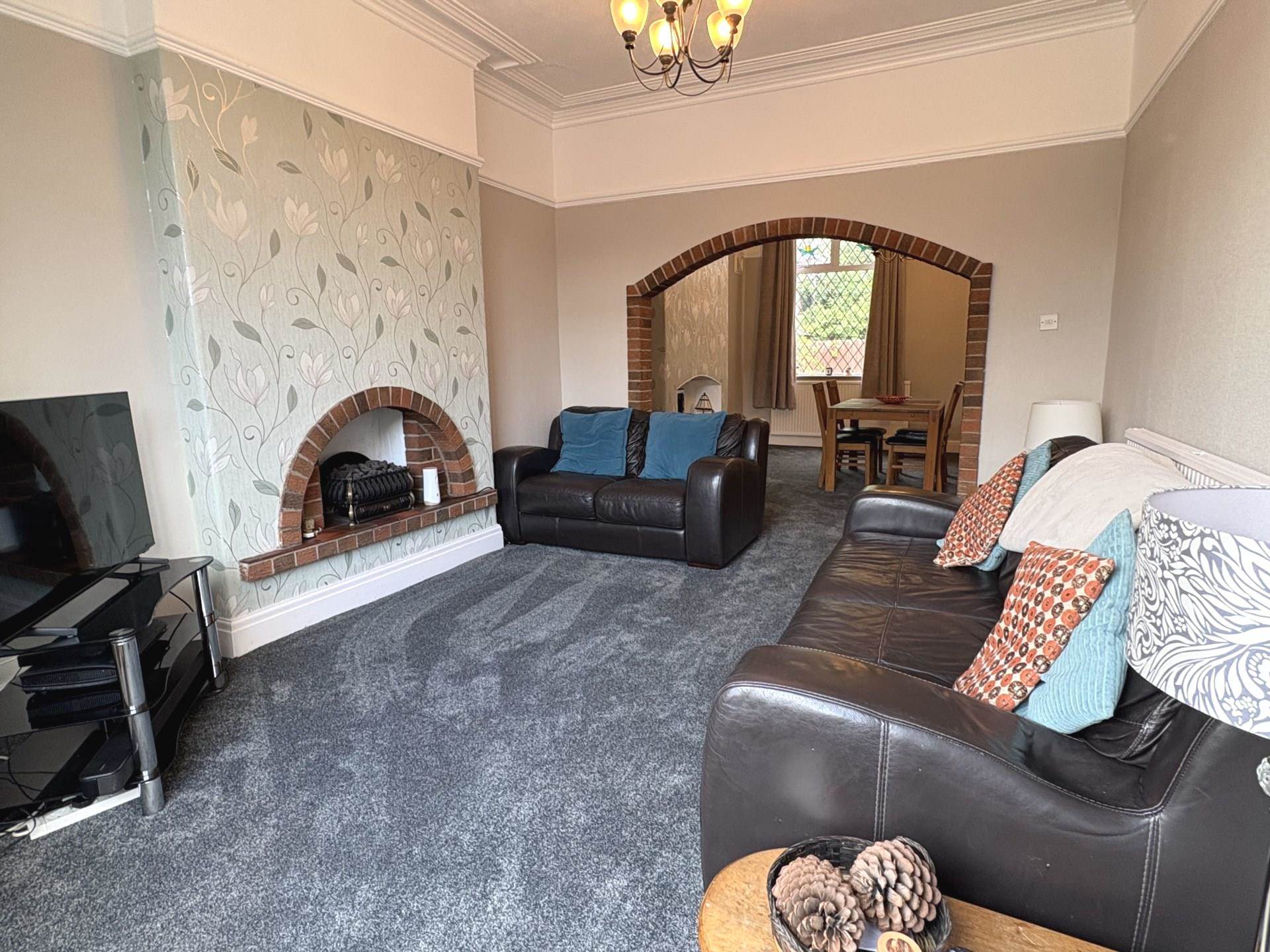 Rochdale Road, Royton, Image 5