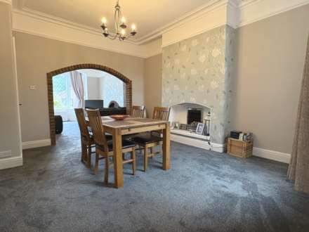 Rochdale Road, Royton, Image 6