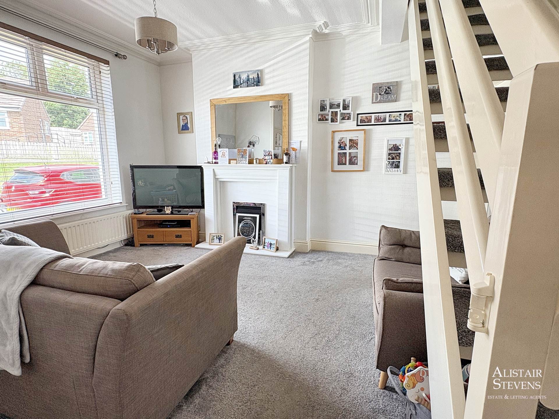 Victoria Street, Shaw, Image 4