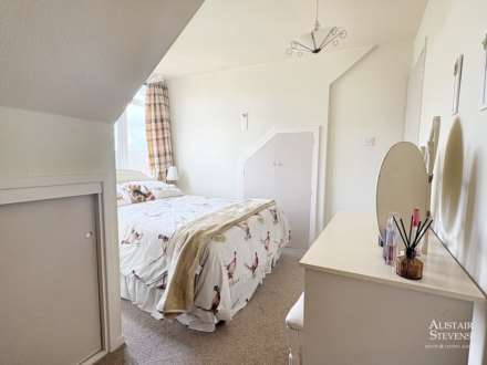 Ripponden Road, Oldham, Image 18