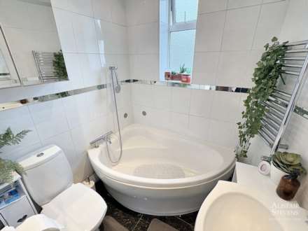 Fir Bank Road, Royton, Image 12