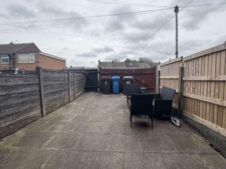 Shaw Road, Royton, Image 11