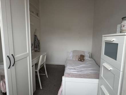 Shaw Road, Royton, Image 8