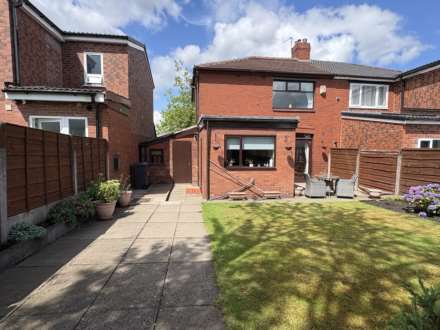 Broadway, Chadderton, Image 17