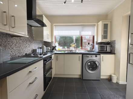 Broadway, Chadderton, Image 6