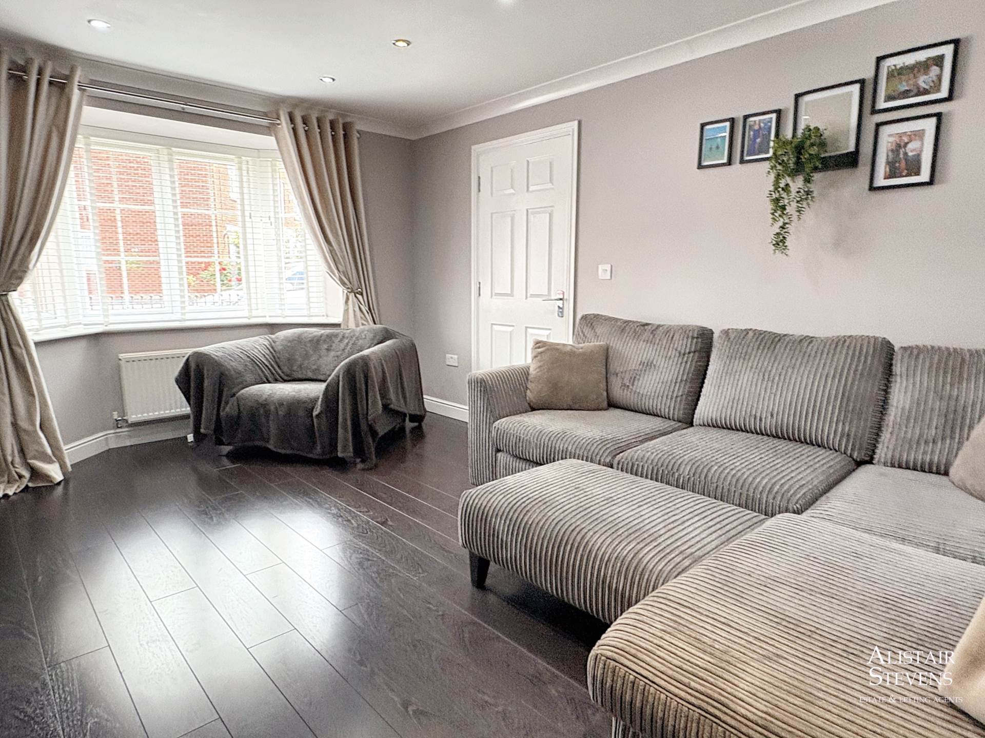 The Fairways, Royton, Image 7