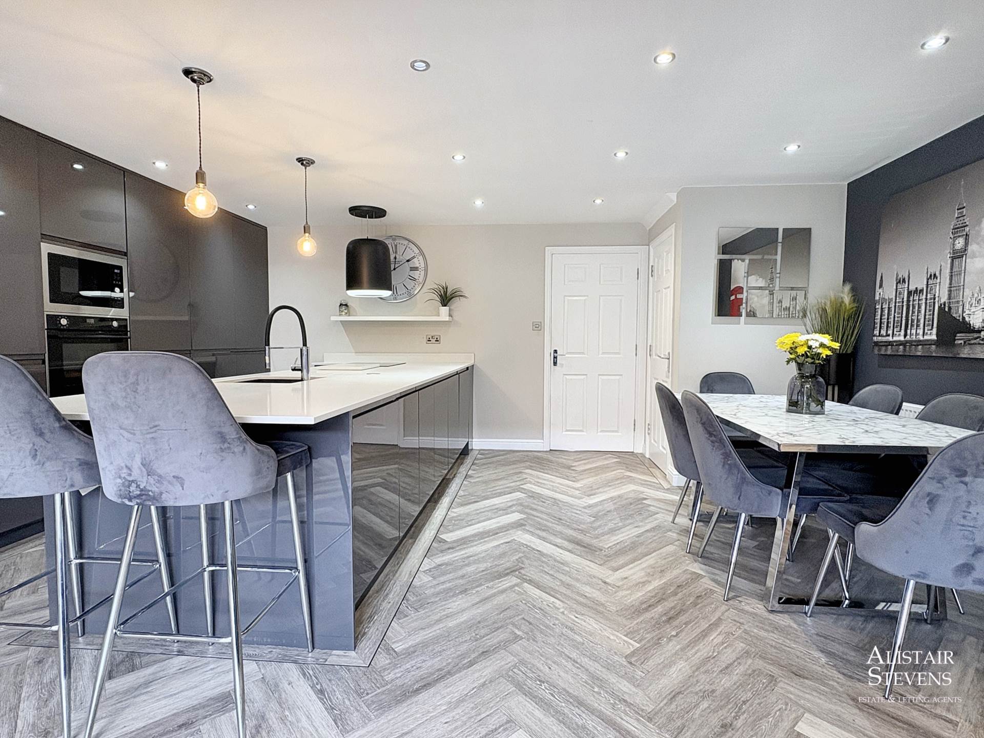 The Fairways, Royton, Image 8