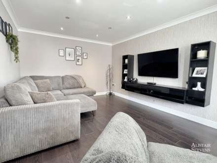 The Fairways, Royton, Image 6