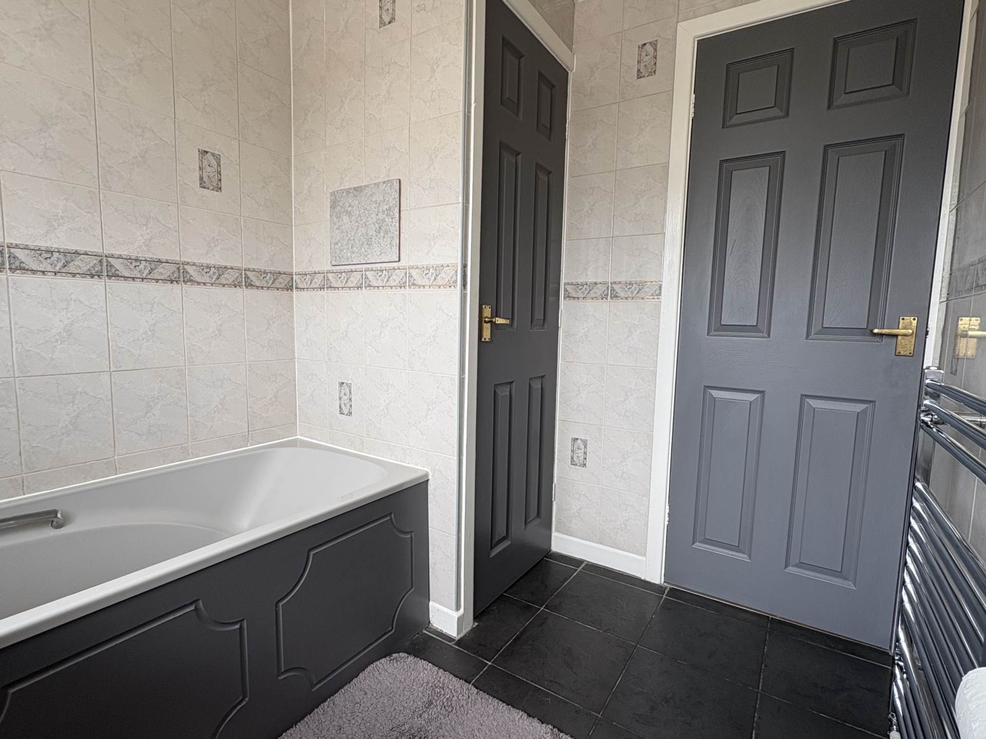 Alandale, Royton, Image 14