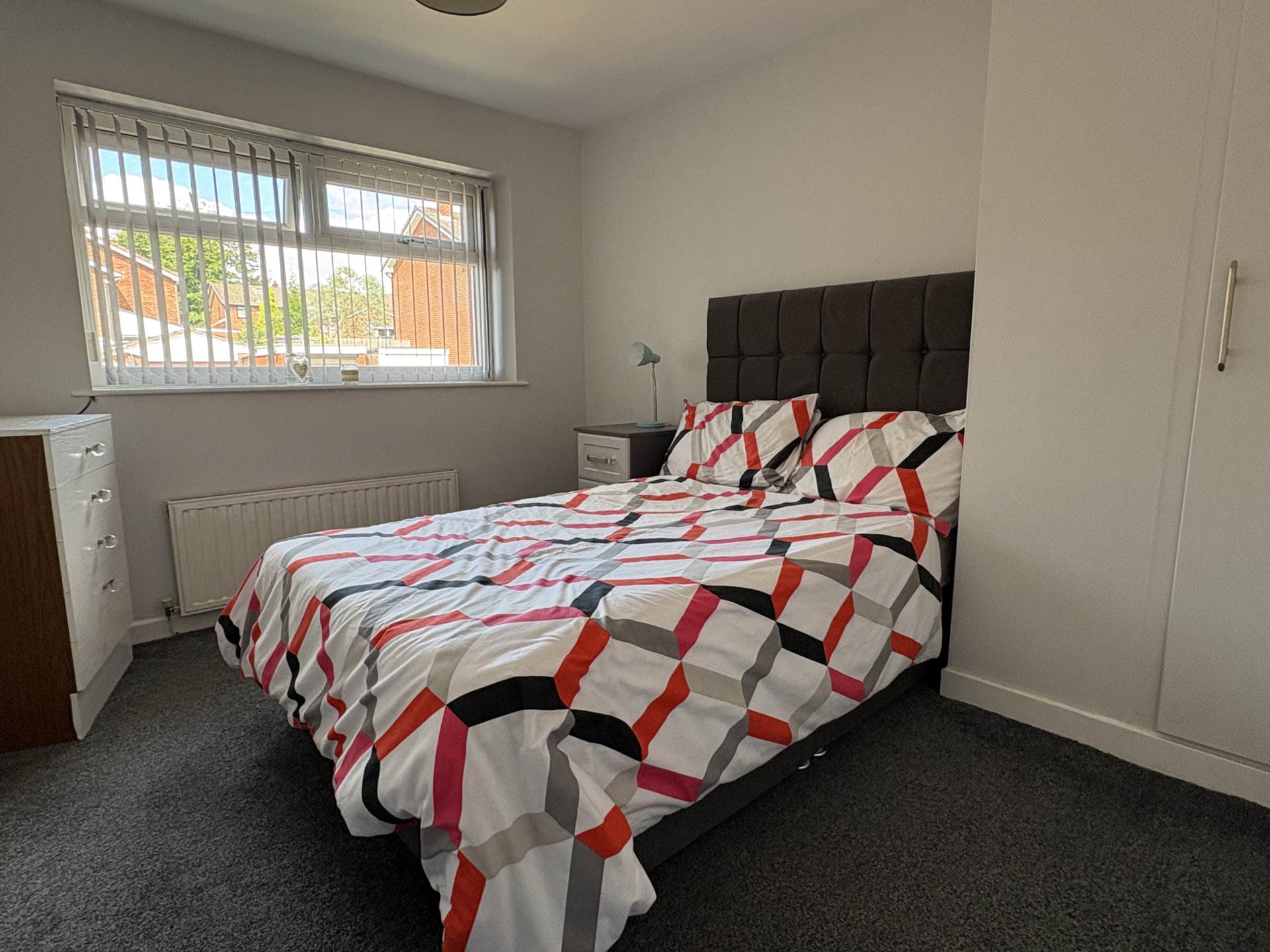 Alandale, Royton, Image 9