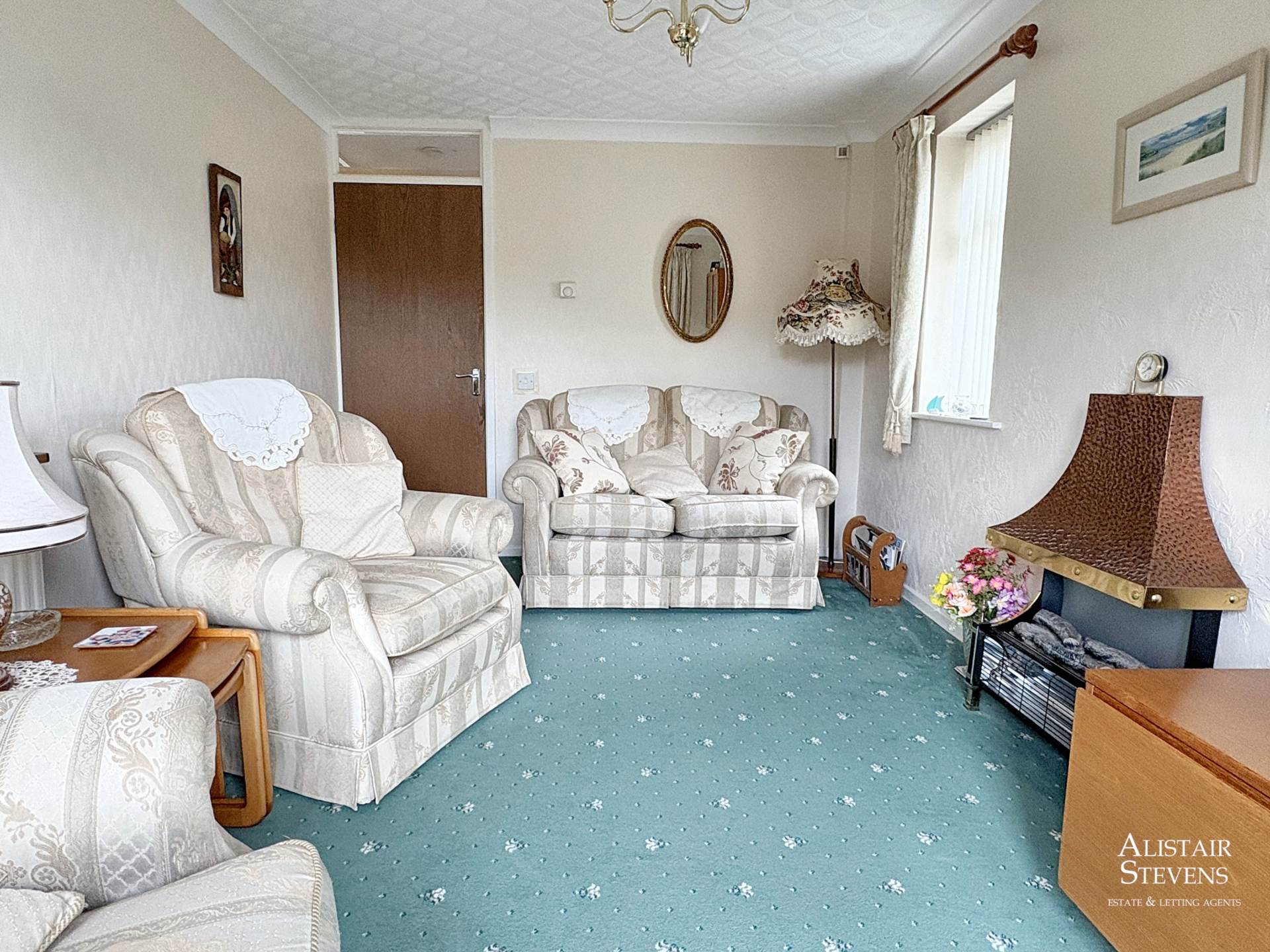 Haggate Crescent, Royton, Image 4