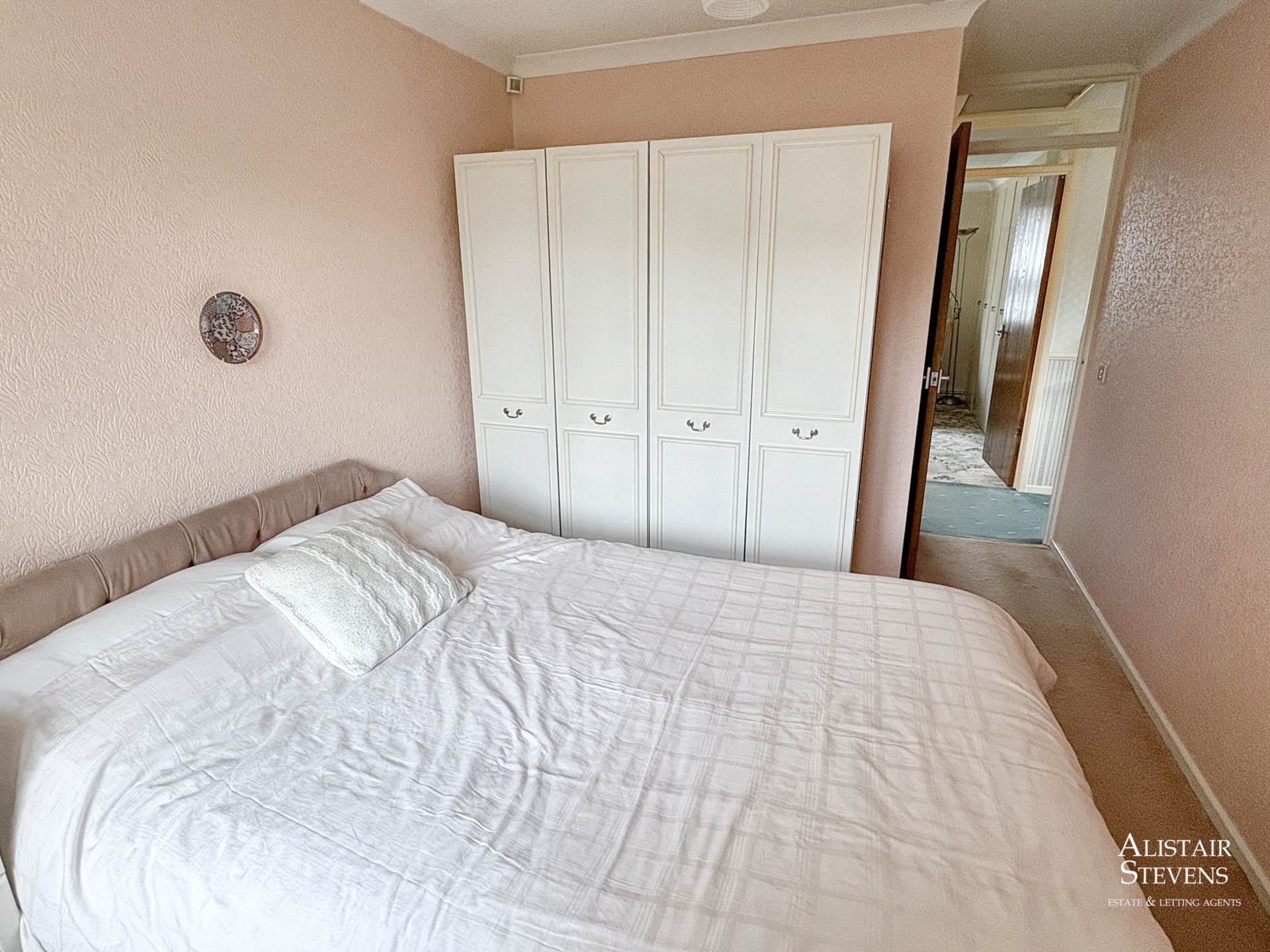 Haggate Crescent, Royton, Image 7