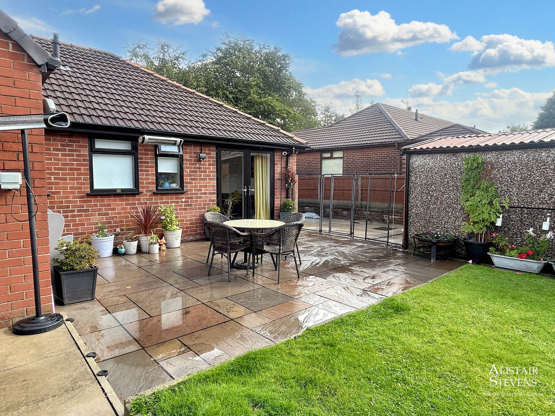 Kerwood Drive, Royton, Image 13