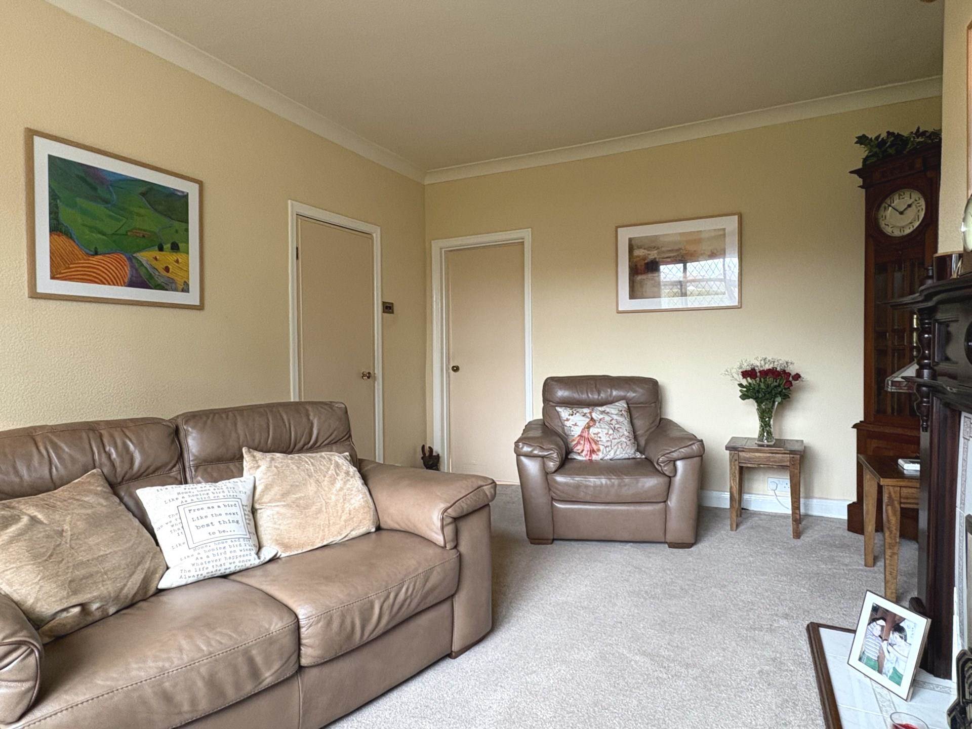 Church Road, Shaw, Image 7