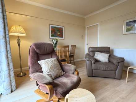 Church Road, Shaw, Image 9