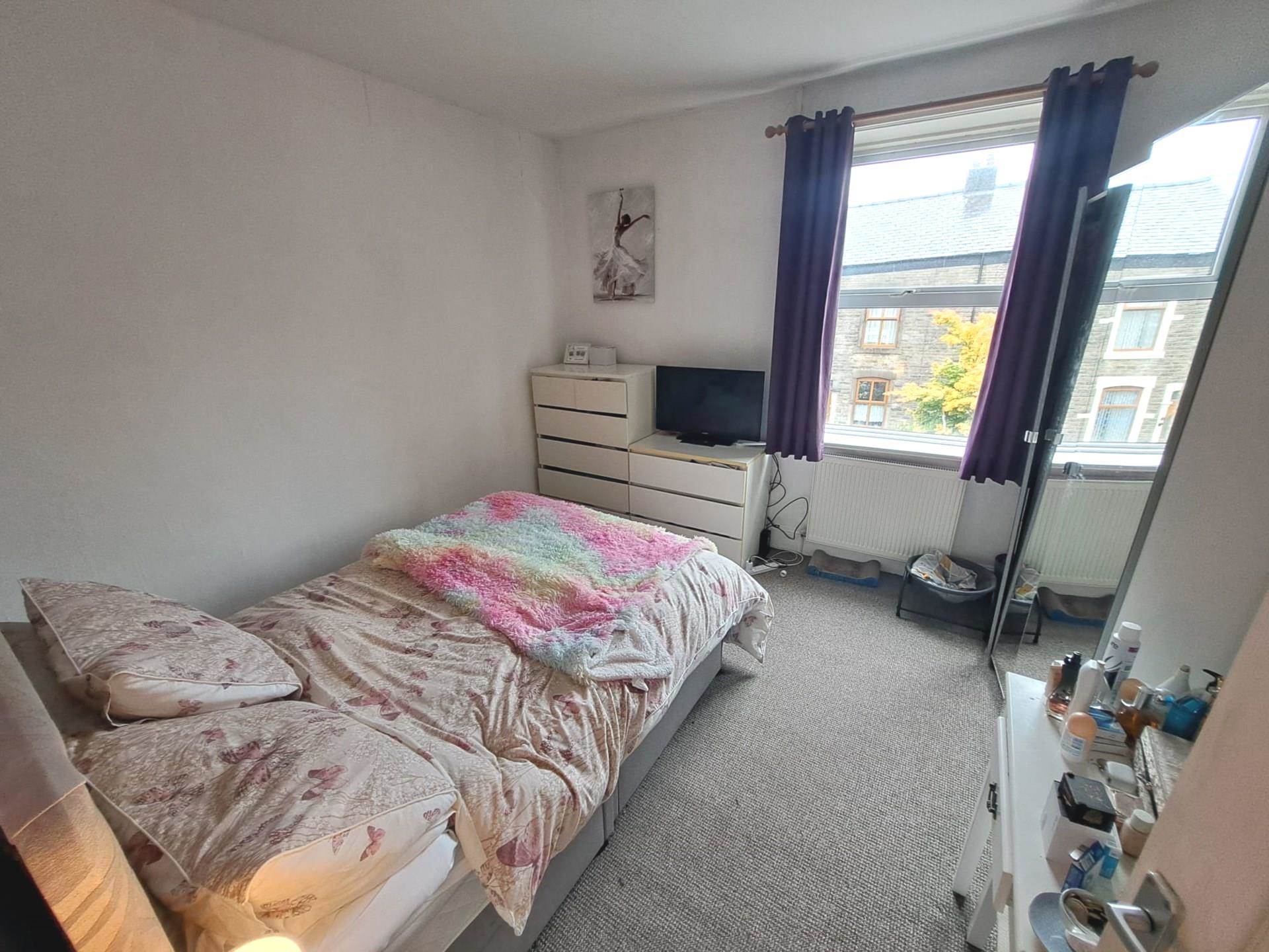 Hadfield Street, Glossop, Image 6