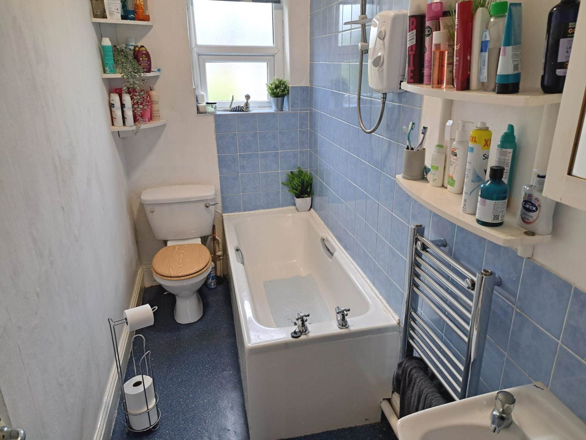 Hadfield Street, Glossop, Image 7