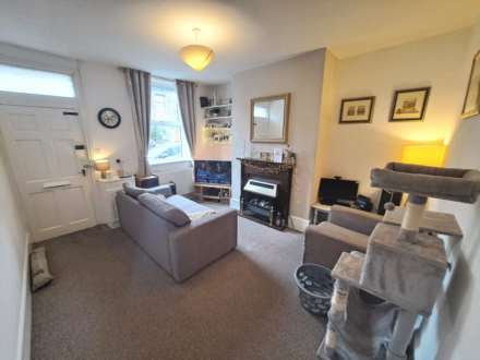 Hadfield Street, Glossop, Image 4