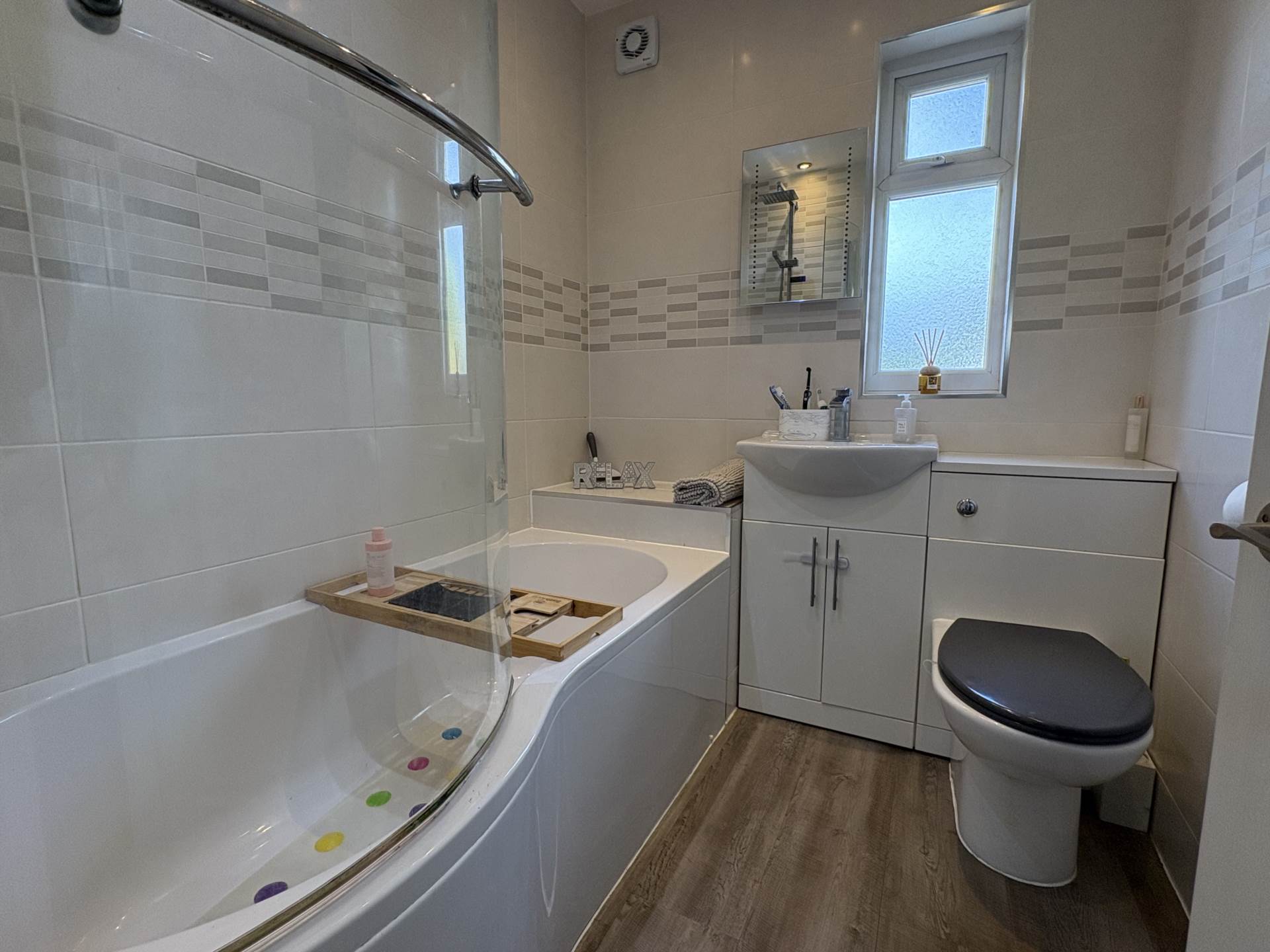 Scowcroft Lane, Shaw, Image 14