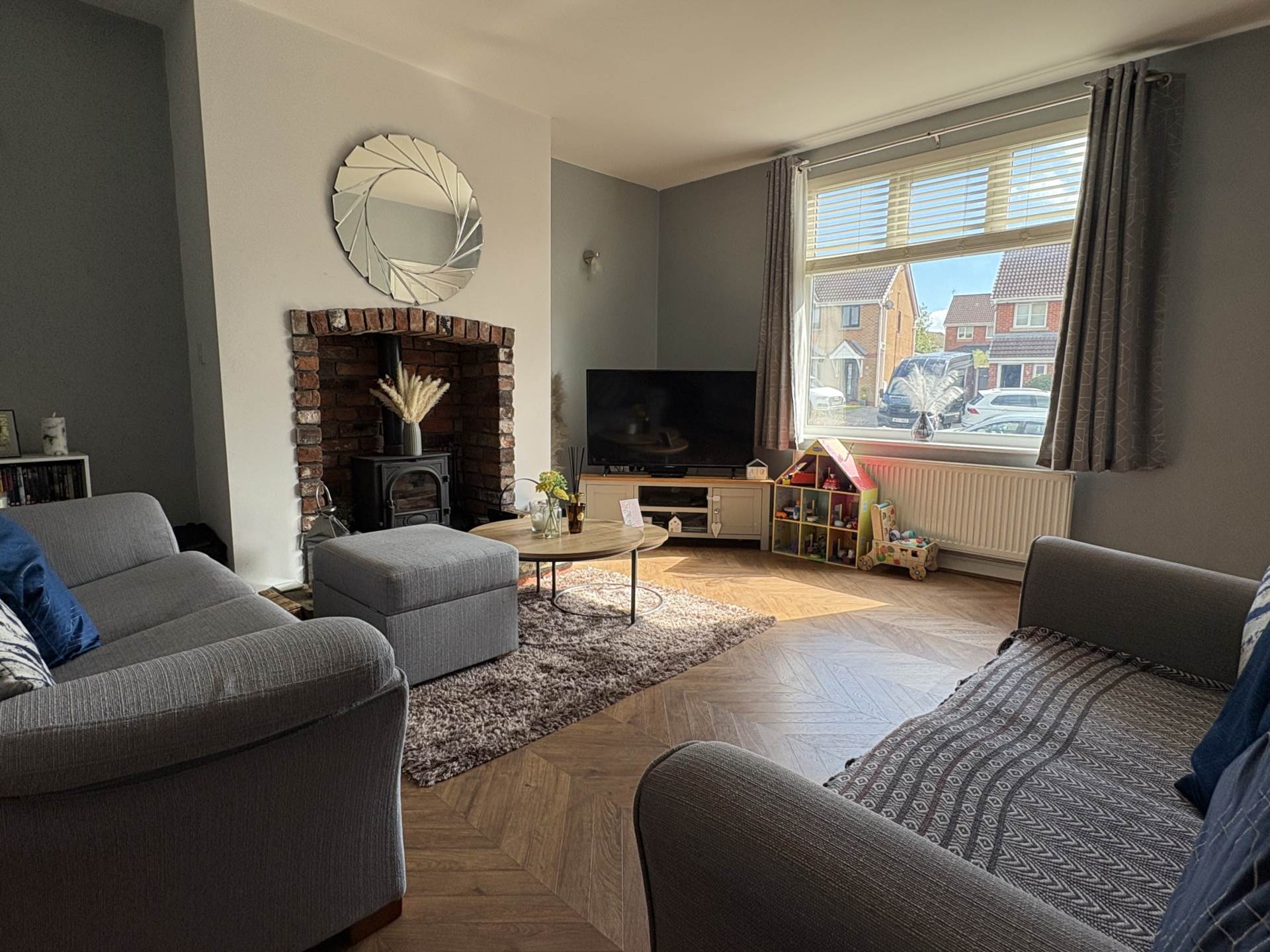 Scowcroft Lane, Shaw, Image 5