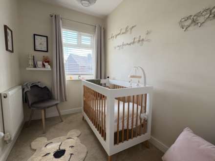 Scowcroft Lane, Shaw, Image 13