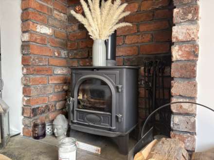 Scowcroft Lane, Shaw, Image 6