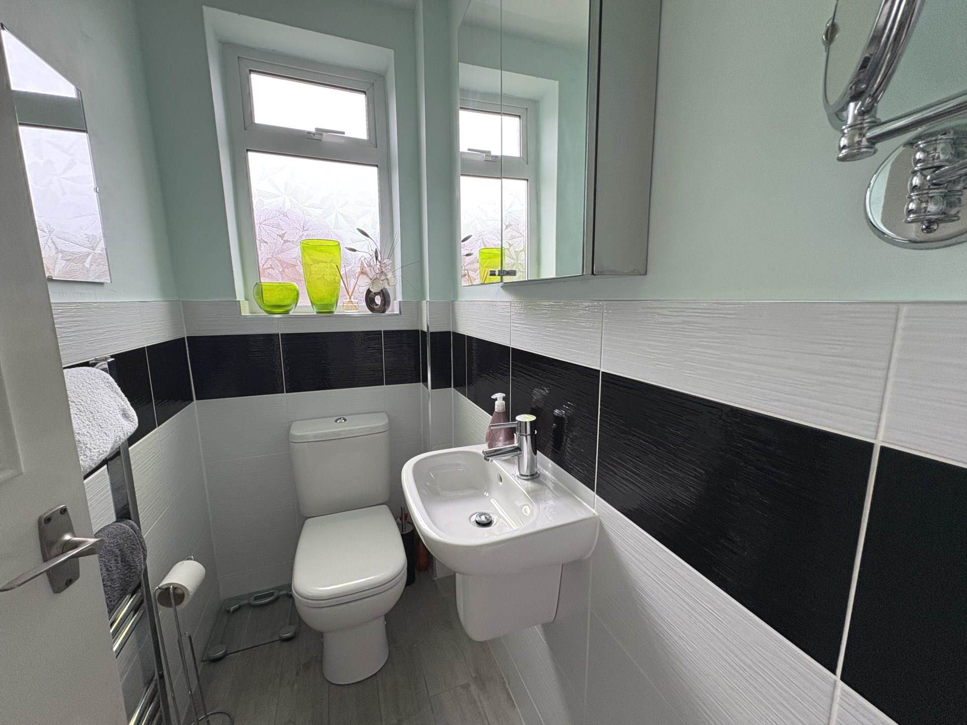 Selby Avenue, Chadderton, Image 4