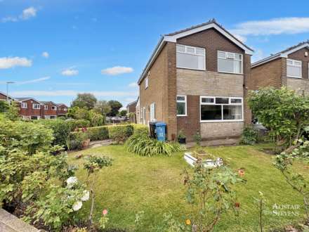 3 Bedroom Link-Detached, Selby Avenue, Chadderton