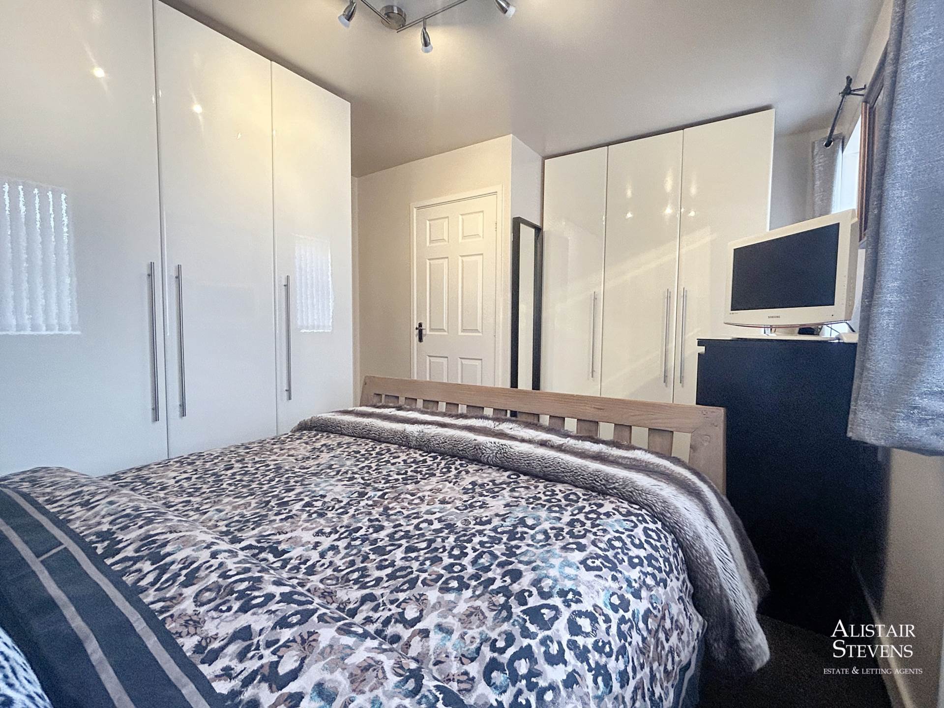 Arlington Close, Royton, Image 10