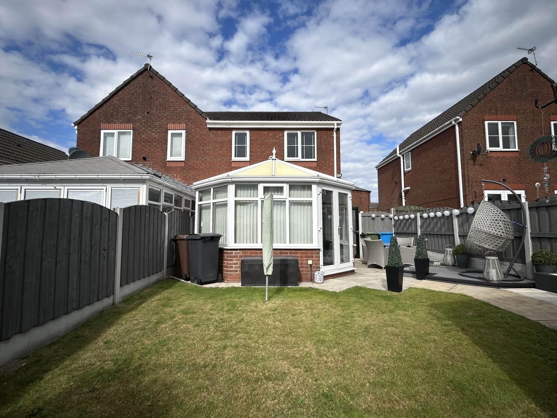 Arlington Close, Royton, Image 16