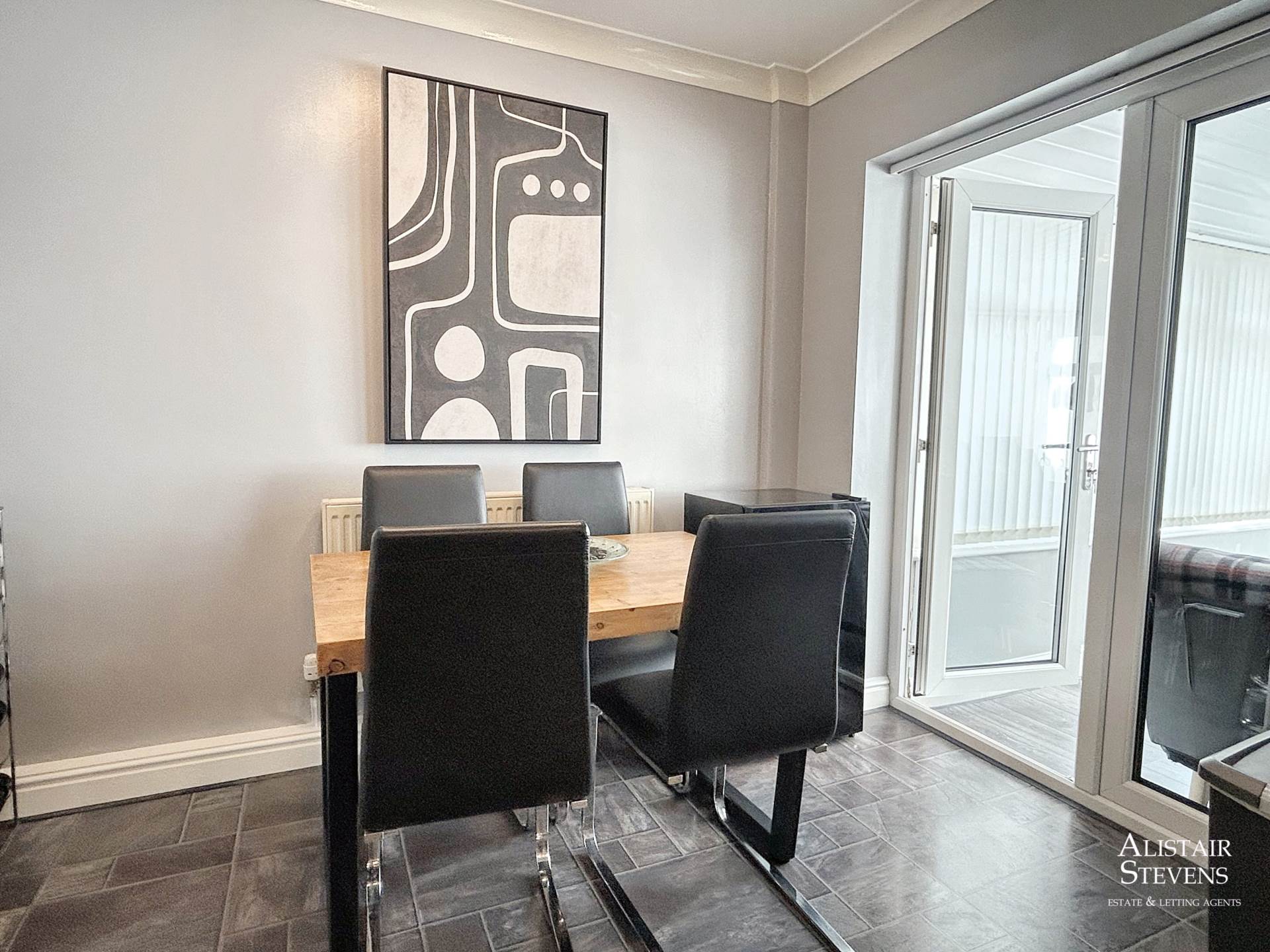 Arlington Close, Royton, Image 5